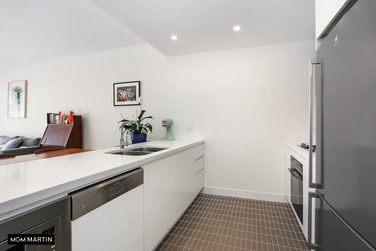 C301/30 Rothschild Avenue, Rosebery Leased by MGM Martin - image 1