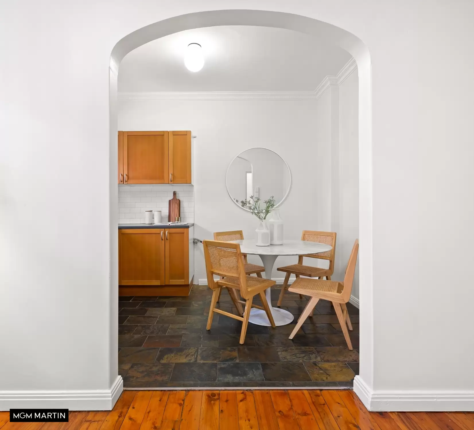 4/66 Henrietta Street, Waverley Sold by MGM Martin - image 1