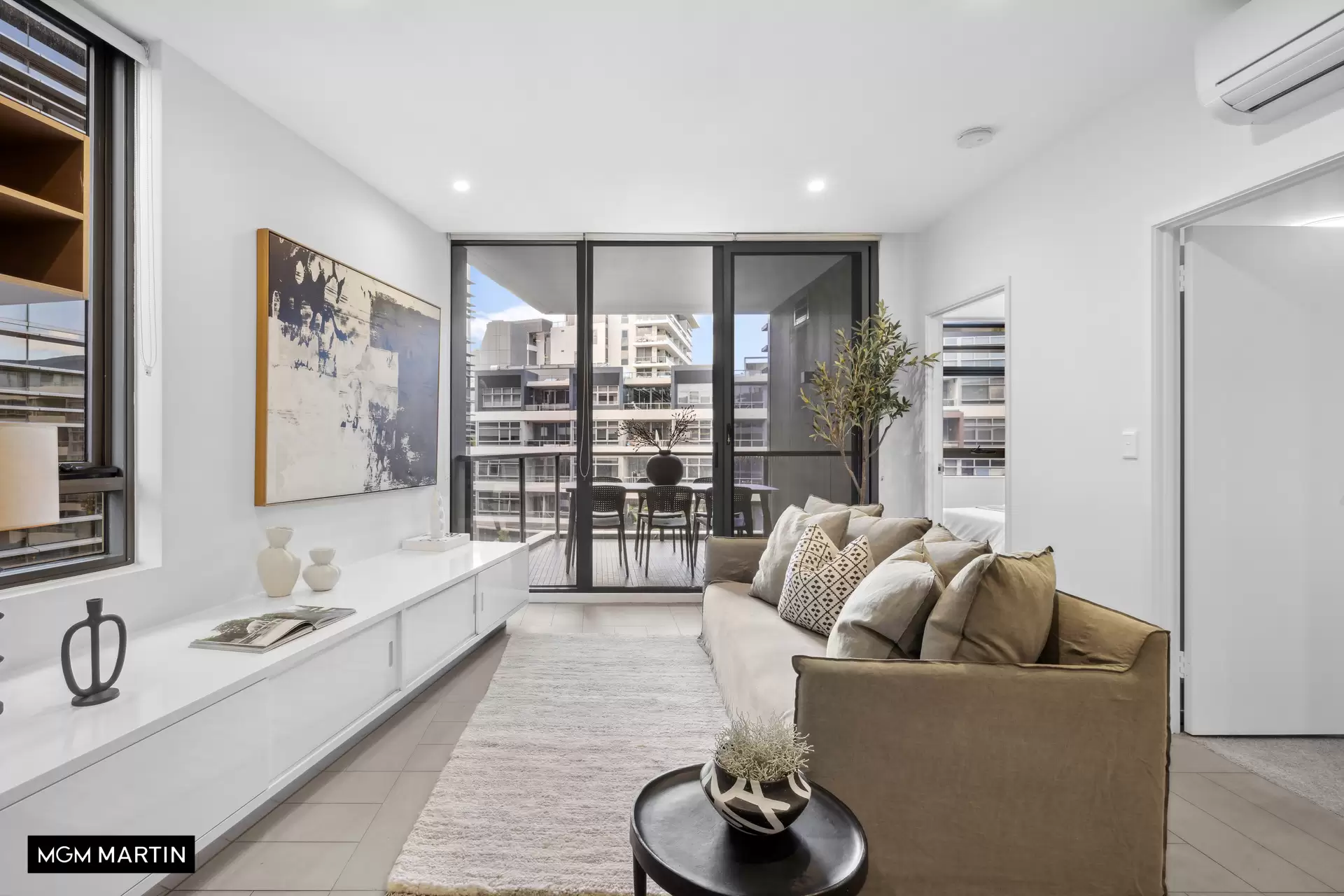 410/23 Archibald Avenue, Waterloo Sold by MGM Martin - image 1