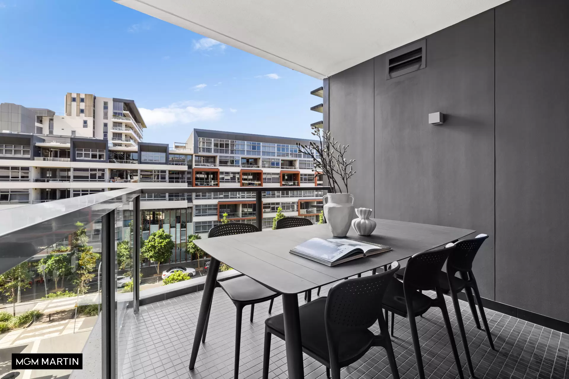 410/23 Archibald Avenue, Waterloo Sold by MGM Martin - image 1