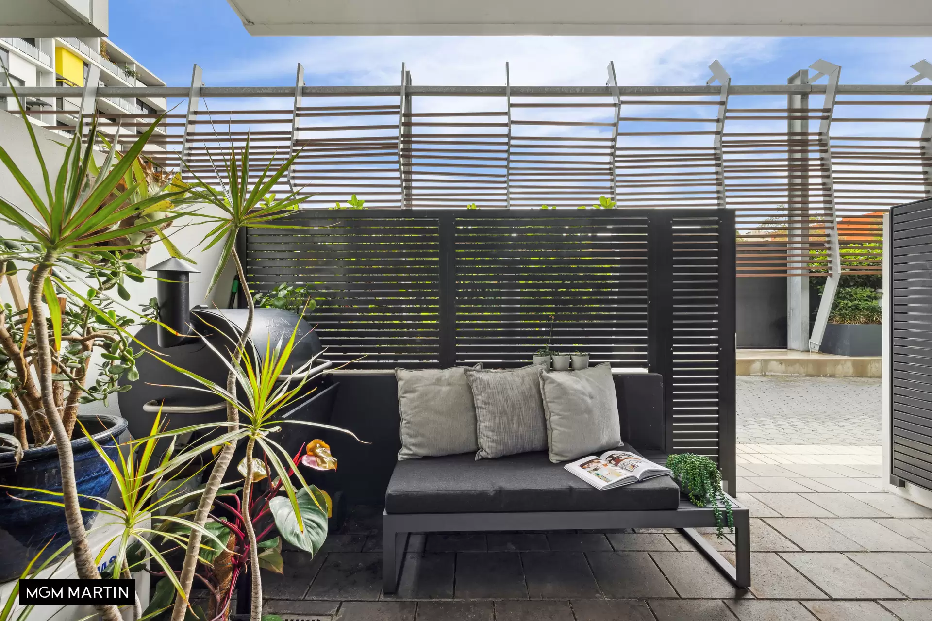 G05/17 Joynton Avenue, Zetland Sold by MGM Martin - image 1