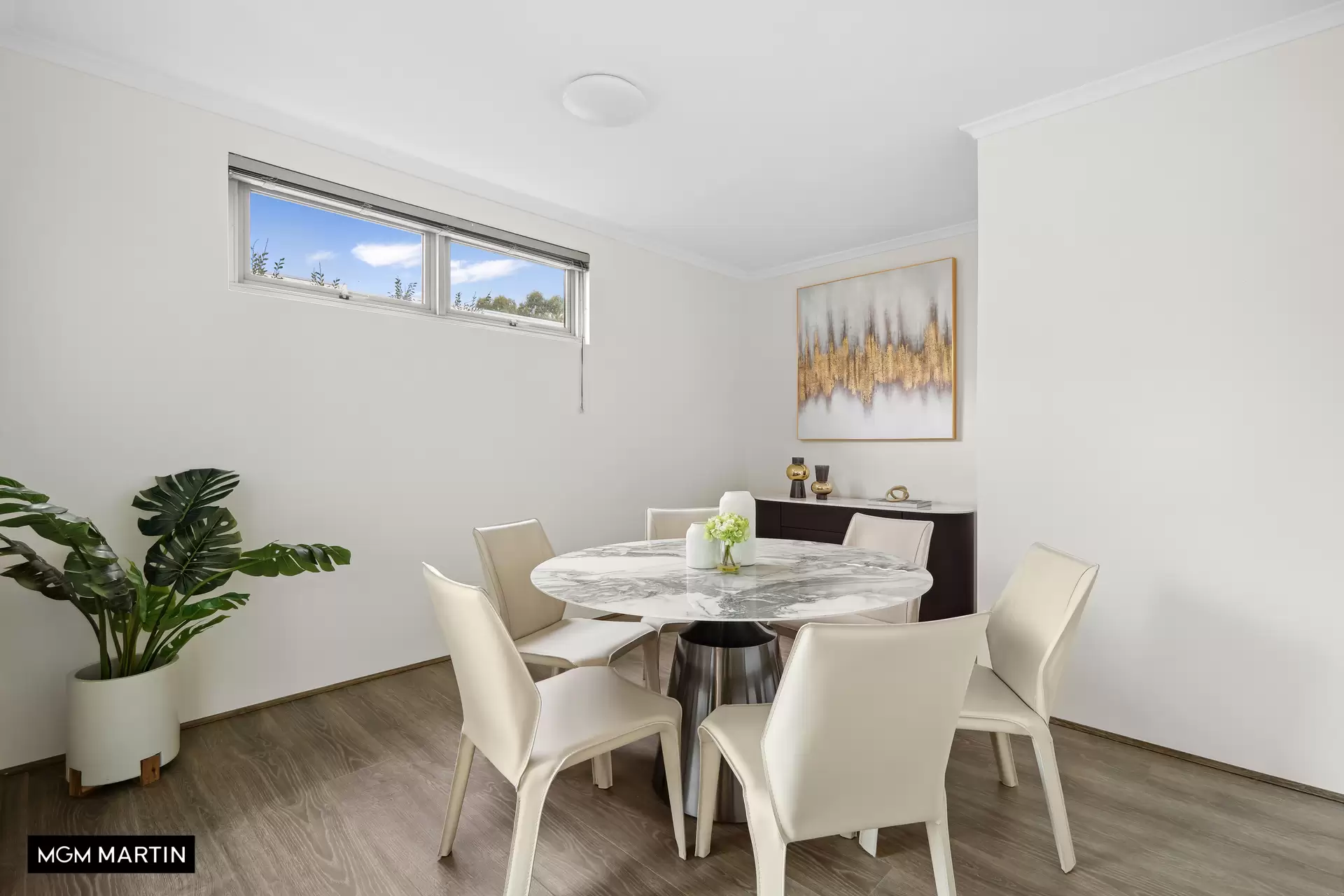 51/6a Grandstand Parade, Zetland Sold by MGM Martin - image 1