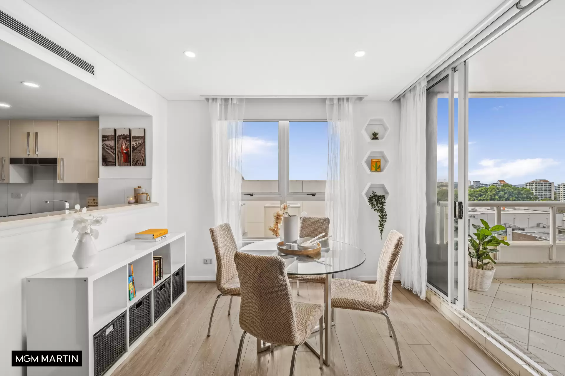356/8 Lachlan Street, Waterloo Sold by MGM Martin - image 1