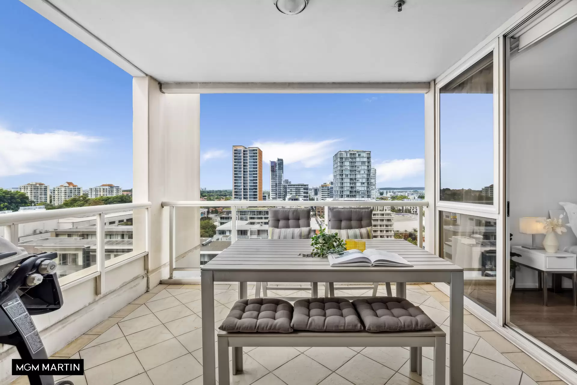 356/8 Lachlan Street, Waterloo Sold by MGM Martin - image 1