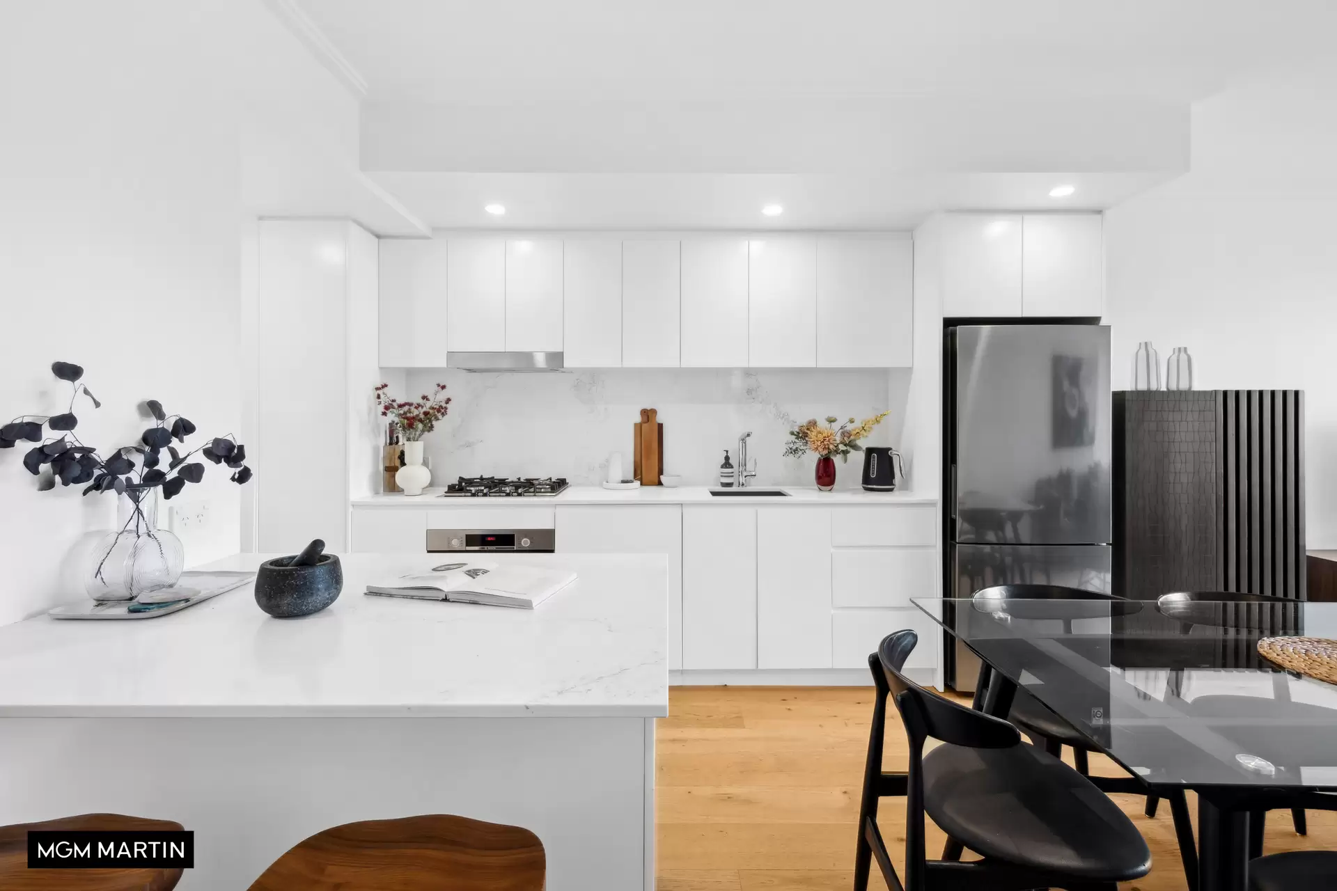 A420/11 Hunter Street, Waterloo Sold by MGM Martin - image 1